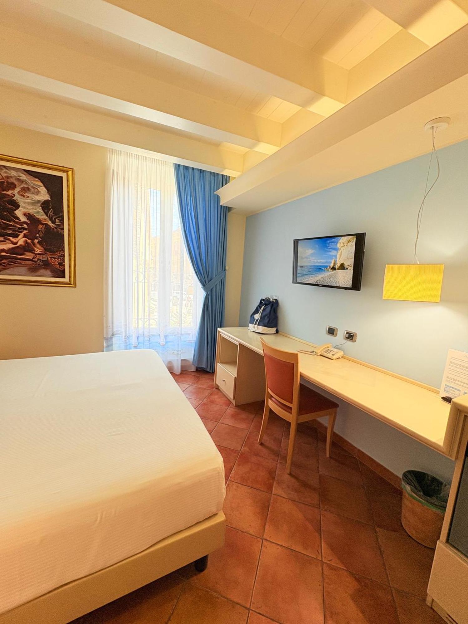 Portercole B&B Tropea Bagian luar foto